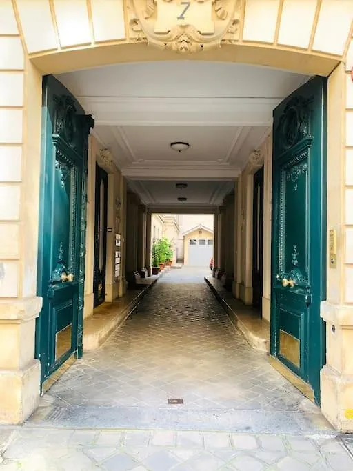 House - 2 Bedrooms - Champs-Elysees Paris 0*,
